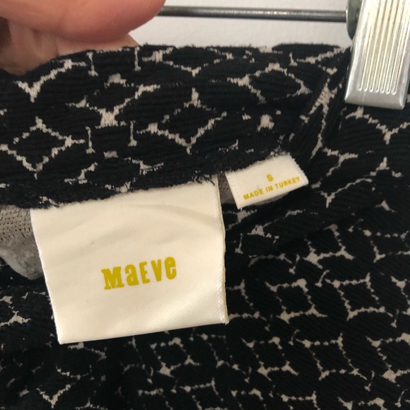 Anthropologie Maeve black knit pencil skirt with white diamond pattern - Picture 5 of 7